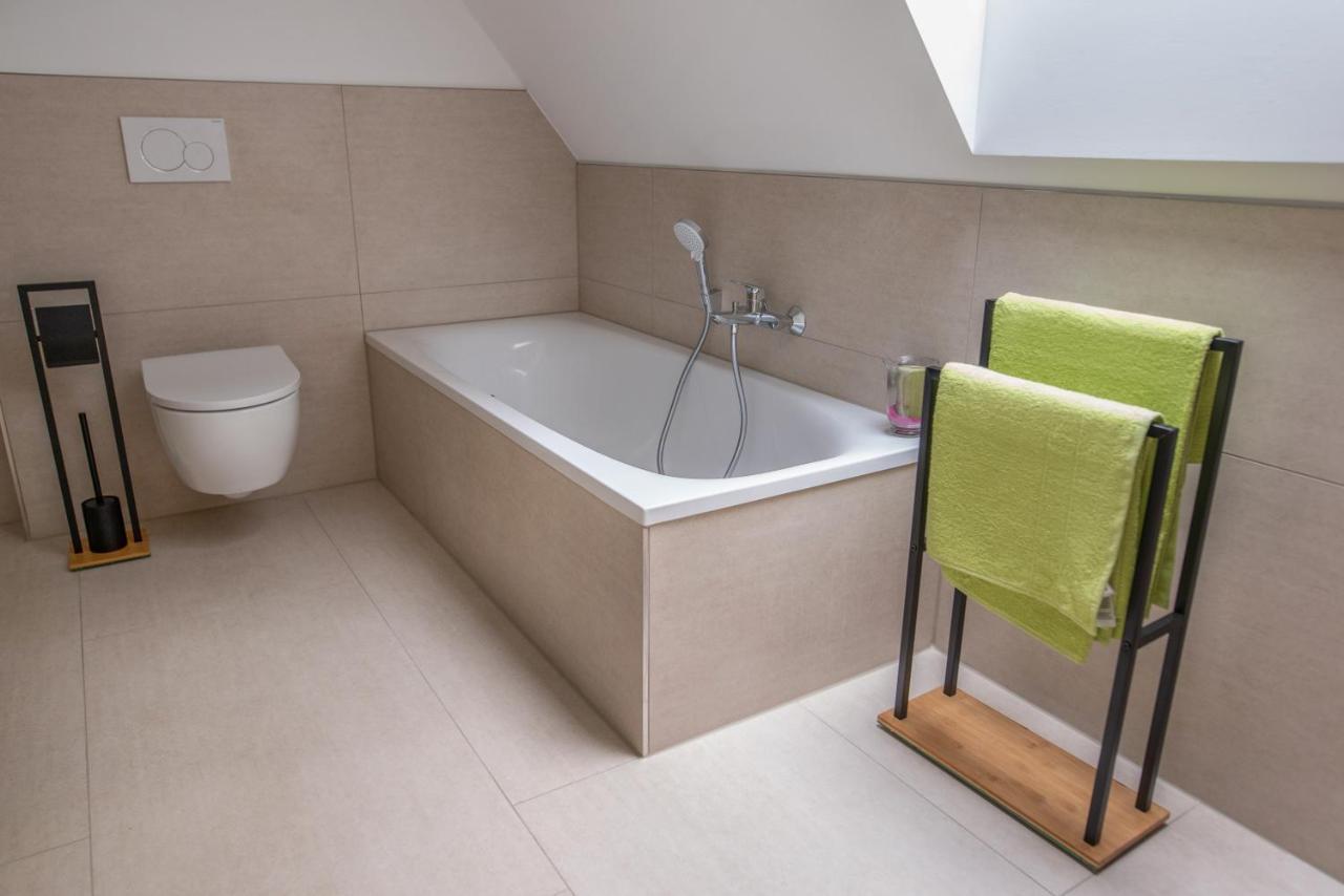 Vierseitenhof Appartements Burg  Eksteriør bilde